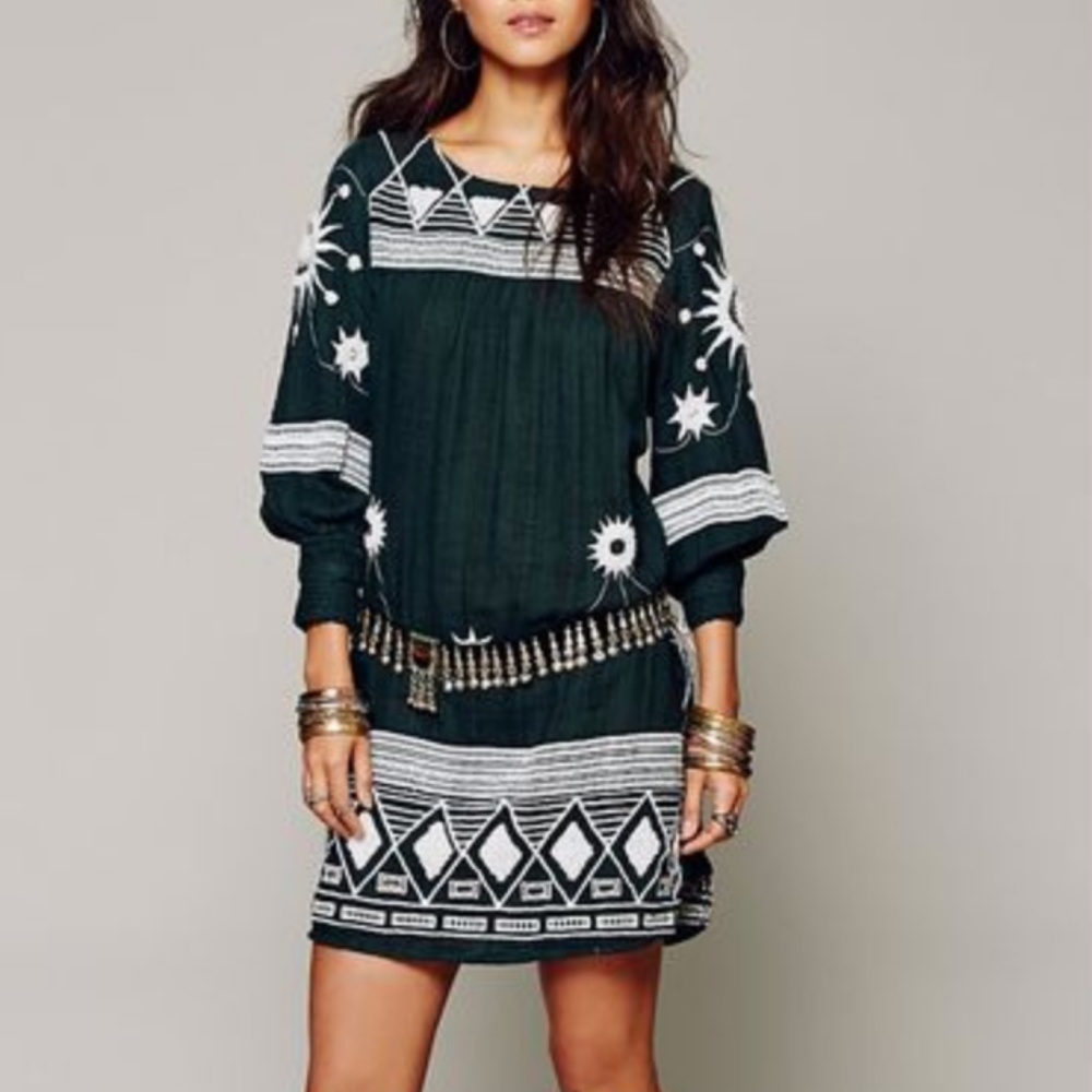 ‼️FINAL SALE‼️ Free People Green Embroidered Dress